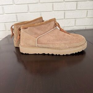 UGG Regenerate Neumel Booties Chestnut Women’s Size 10 Suede Ankle Boots